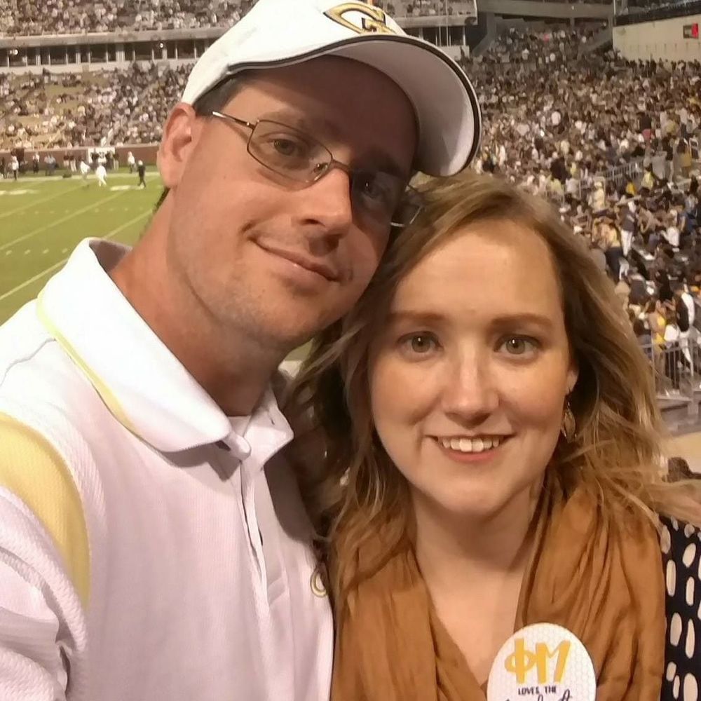 Meet your Posher, Lara